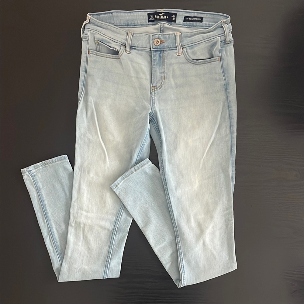 Hollister Women's Light Blue Jeans